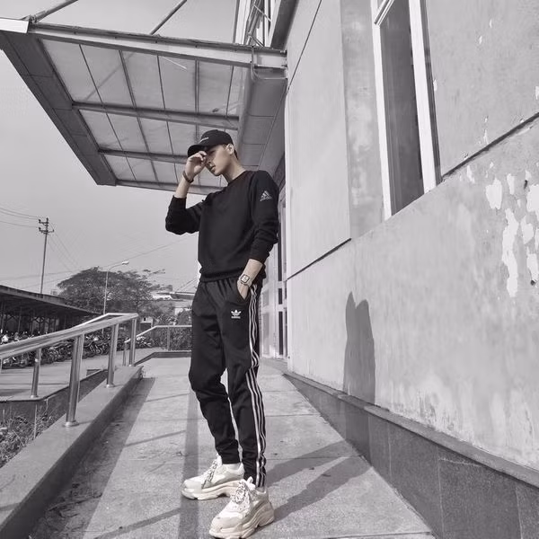 Chia sẻ ngoại hình ở hiện tại của mình, Anh Tuấn cho biết để có được body săn chắc là quá trình dày công khổ luyện cùng chế độ ăn uống nghiêm ngặt.