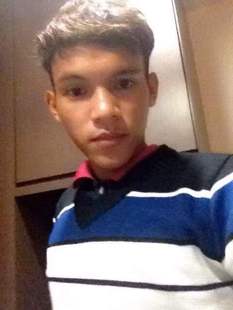 Nhìn Lâm Thuận thi đấu trong màu áo của U19 Việt Nam tại giải U19 ĐNA, nhiều NHM phải trầm trồ khen rằng cầu thủ này mang vẻ dũng mãnh.