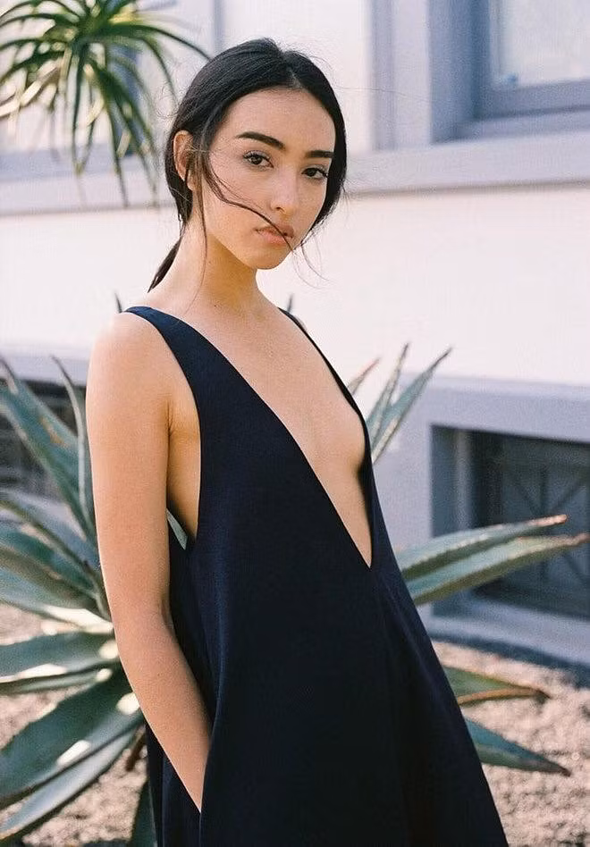 Trong dàn mỹ nhân của Hãy trao cho anh, CĐM ấn tượng mạnh với Taylor Tran, cô gái xuất hiện trong đoạn rap của rapper Snoop Dogg,