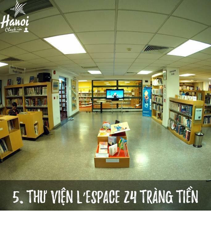 Còn với cộng đồng những bạn trẻ yêu tiếng Pháp và thích học tại thư viện thì địa chỉ 24 Tràng Tiền tên L'espace là điểm đến cực tốt. Không chỉ được học, được ảnh đẹp mà nếu may mắn bạn còn có thể được giao tiếp với người Pháp để nâng cao kỹ năng nói của mình.