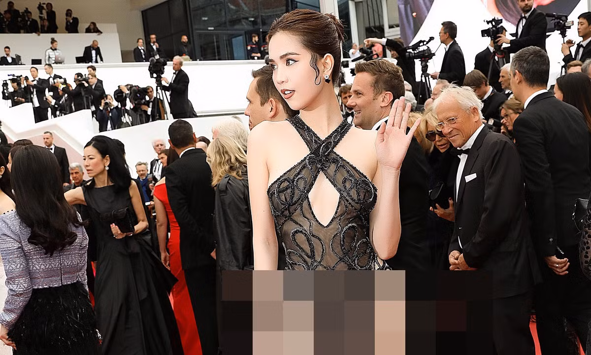 Tối ngày 19/5 trên MXH, dân mạng xôn xao với những hình ảnh của Ngọc Trinh tại LHP Cannes 2019. Sự việc sẽ chẳng có gì đáng nói nếu như "nữ hoàng nội y" này không diện bộ đồ mỏng như sương, khoe thân một cách lố lăng.