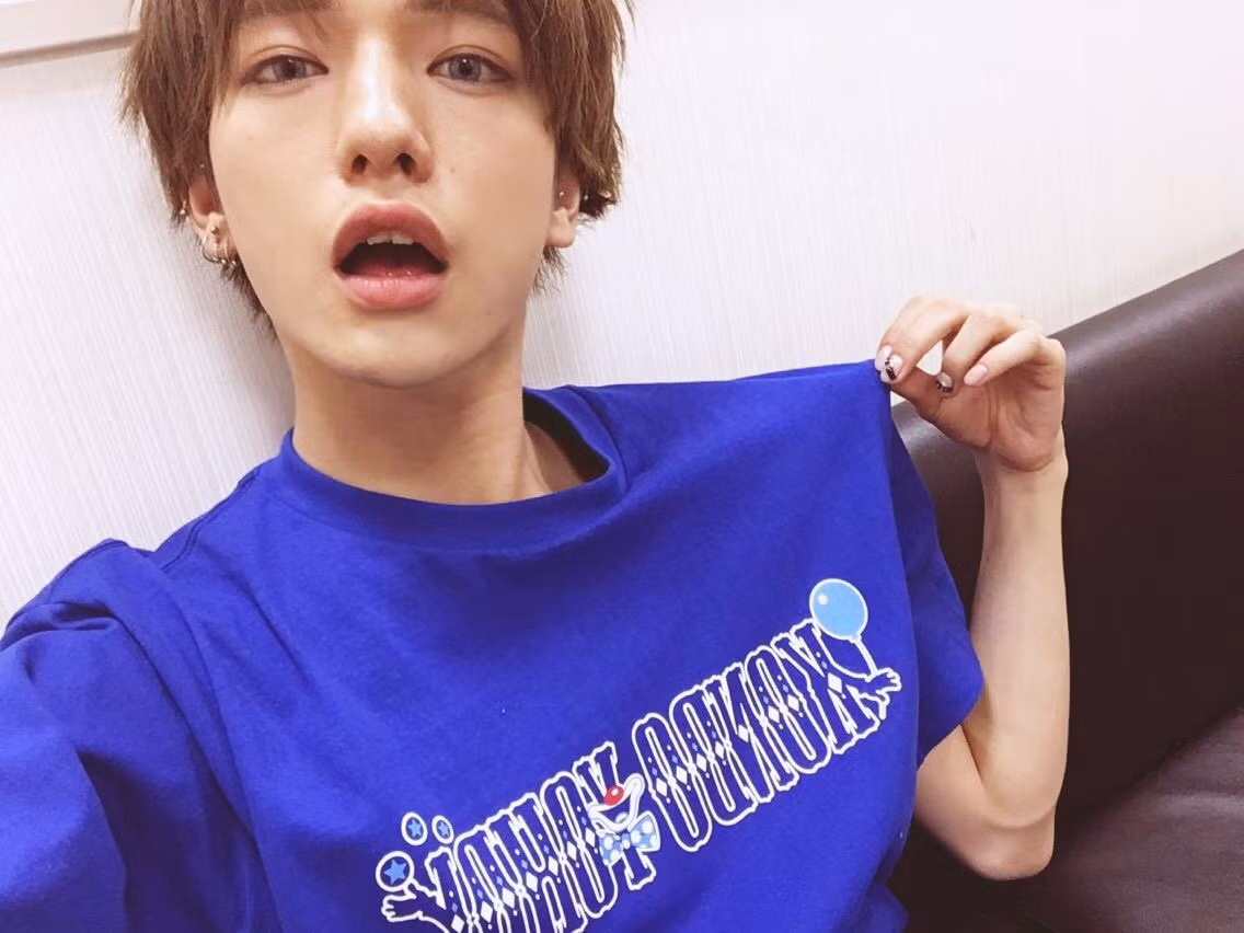 Hiện nay, ngoài làm blogger trang điểm, Kondo Yohdi còn là diễn viên, người mẫu và nhà thiết kế thời trang. Ảnh trong bài: Facebook nhân vật.