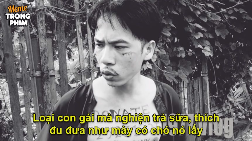 Không chỉ lồng ghép sở thích của hội chị em, 1977 Vlog còn đưa cả bài hit "Đi đu đưa đi" vào clip của mình.