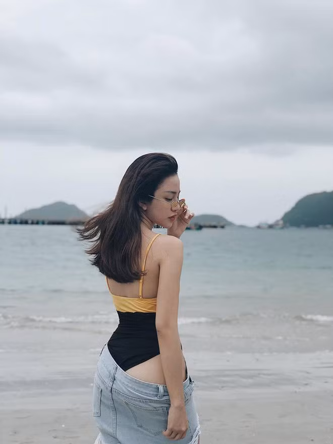 Phong cách mới lạ này của Thiên Nga nhanh chóng tạo nên nhiều luồng tranh luận trái chiều ngay trên trang cá nhân của cô nàng.