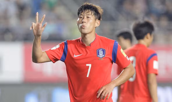 Trong chiến thắng 8-0 của Hàn Quốc trước Fiji hôm 5/8, Son Heung-Min cũng kịp đóng góp 1 bàn thắng, đồng thời thể hiện tầm ảnh hưởng lên toàn đội.