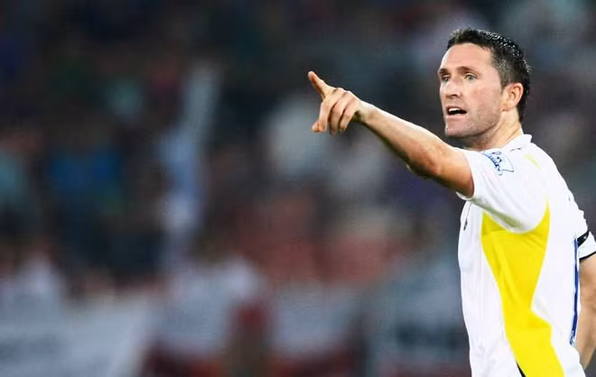 Robbie Keane là cựu tiền đạo của Tottenham, cầu thủ này từng dính chấn thương đầu gối khi vấp phải một chiếc điều khiển tivi trong nhà.