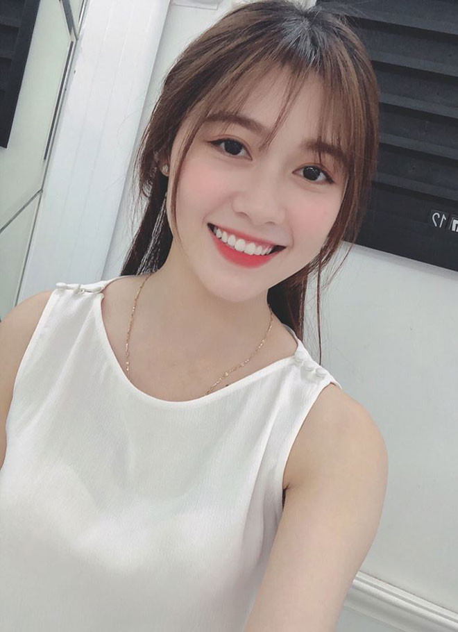 "Đọc được bình luận khen ngợi của mọi người mình rất vui, thậm chí, có những lời nhận xét khiến mình phì cười", Thoa chia sẻ.