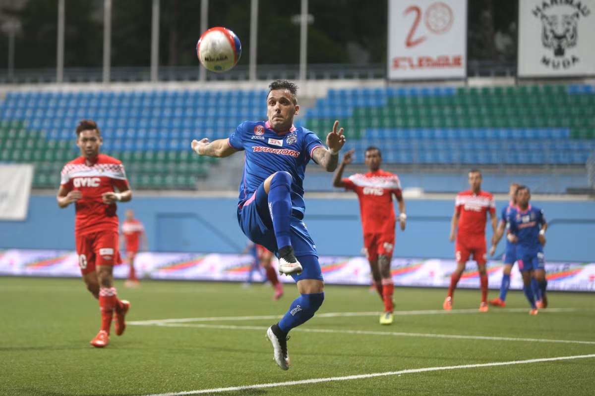 Jalan Besar hiện là sân nhà của CLB Young Lions, một CLB đang thi đấu tại giải S.League (giải bóng đá cao nhất tại Singapore).