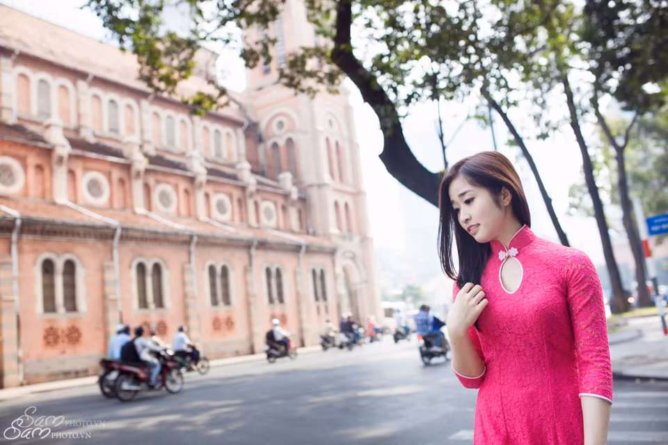 Dia diem chup ao dai Tet cuc 