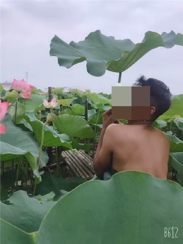 Dù nhân vật trong cuộc đã lên tiếng giải thích rõ mọi chuyện nhưng có vẻ như loạt ảnh này vẫn khiến nhiều người nóng mắt.