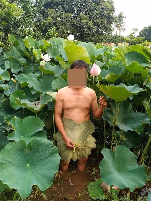 Hơn nữa tuổi tác của 3 người này cũng chẳng còn trẻ trung nữa để có thể gọi là bồng bột nên họ đã phải nhận về hàng loạt bình luận chỉ trích.