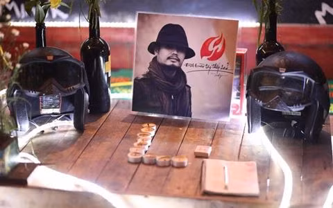 Rất nhiều đêm nhạc hát lại những ca khúc bất hủ của cố ca sĩ Trần Lập được các bạn trẻ khắp mọi nơi tổ chức. Ảnh: Facebook