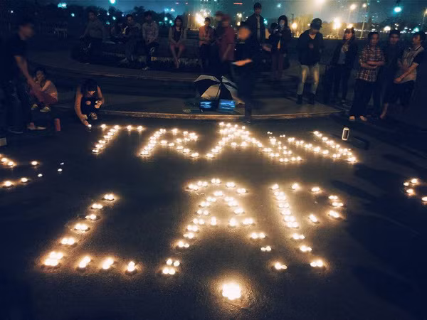 Rất nhiều thế hệ trẻ Việt Nam đã nghe nhạc của anh, người thủ lĩnh của Bức Tường, rồi đến ngày anh ra đi họ lại tưởng nhớ anh trong "bịn rịn" bằng những đêm nhạc, bằng những hình ảnh đã để lại.