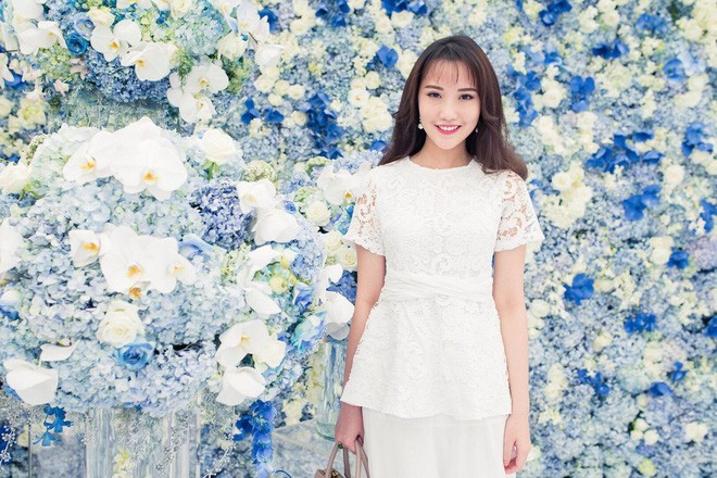 Ngoài ra, với nhan sắc ưa nhìn và vóc dáng nổi bật cùng style ăn mặc khá bắt mắt, Primmy Trương cũng giành nhiều giải thưởng trong các cuộc thi nhan sắc.