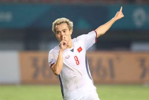 DIen Kinh Vang, Van Toan nang got Olympic VIet Nam vao ban ket Asiad 2018