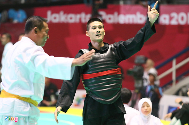 DIen Kinh Vang, Van Toan nang got Olympic VIet Nam vao ban ket Asiad 2018-Hinh-3