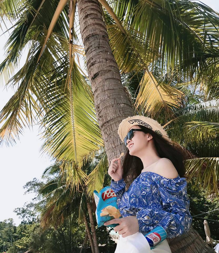 Trên trang cá nhân của mình, Đỗ Vy cũng chia sẻ rất nhiều bức ảnh đẹp và cô nàng này cũng tự đưa mình trở thành nhân vật chính trong những tác phẩm.