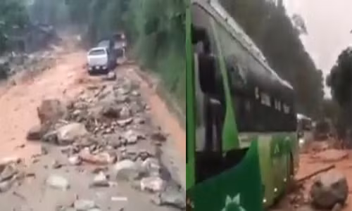 Can canh loat o to ket cung trong dot lu o Lao Cai