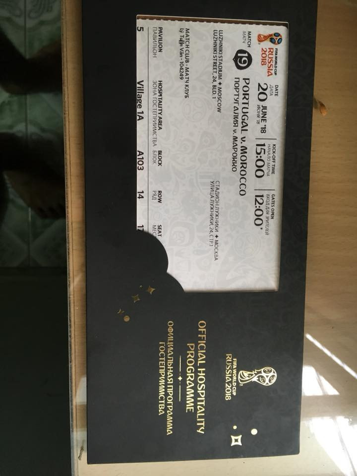 Tính thêm hết các khoản khác, anh Lê Anh Tiến nhẩm nhanh là 100 triệu. "Nhưng tôi không ở lâu được vì vợ la làng ngay. Mà muốn cũng không được vì chẳng biết vô tình hay hữu ý vợ lại đặt lịch công việc vào giữa World Cup" Anh Tiến cho biết thêm.