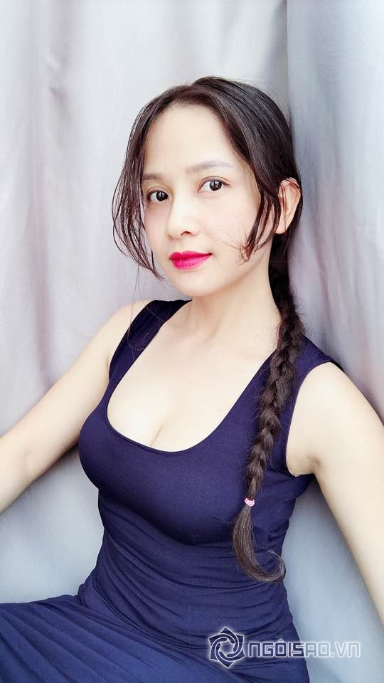 Cô bé Thảo trong "Phía trước là bầu trời" - Vũ Diệu Thảo hiện tại là một người phụ nữ trưởng thành, quyến rũ.