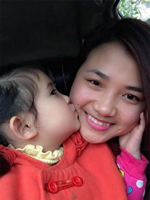 Chiến Thắng là một trong những danh hài được yêu thích nhất miền Bắc, không chỉ bởi những tiểu phẩm hài dân dã mà còn vì giọng hát nhạc trữ tình rất thành công. Anh dự định sẽ kết hôn với Ngọc Ánh vào cuối năm nay. Hiện danh hài đã xây xong căn biệt thự 5 tỷ ở quê. Anh đã đón bố mẹ và bạn gái về ở để chuẩn bị cho hôn lễ sắp tới.