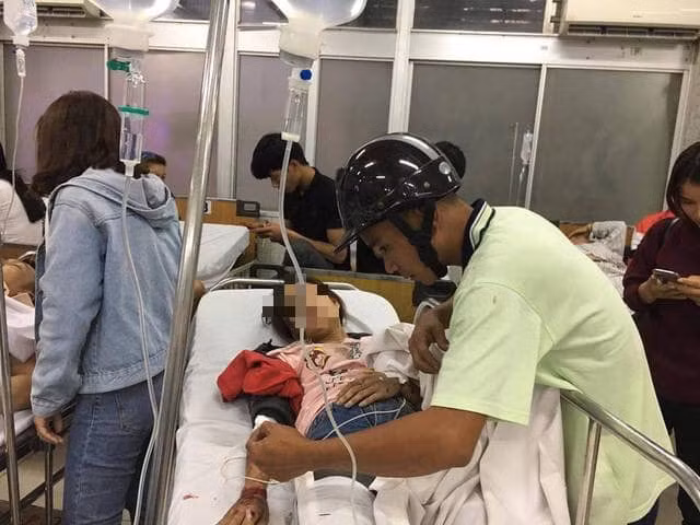 Tinh nguoi toa sang trong vu tai nan kinh hoang tai Long An-Hinh-2