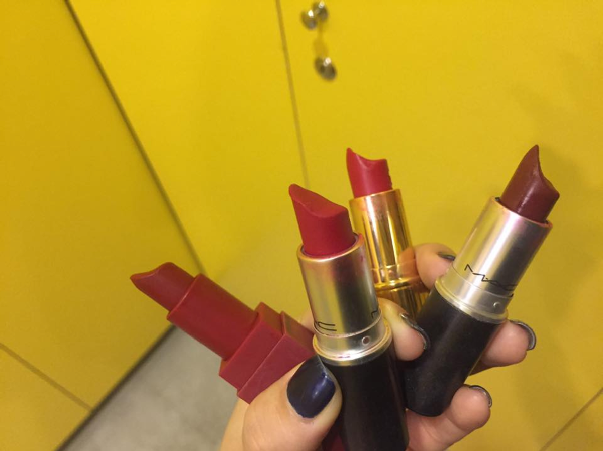 Không chỉ một mà có hàng triệu thỏi son cùng chung số phận với nhau.