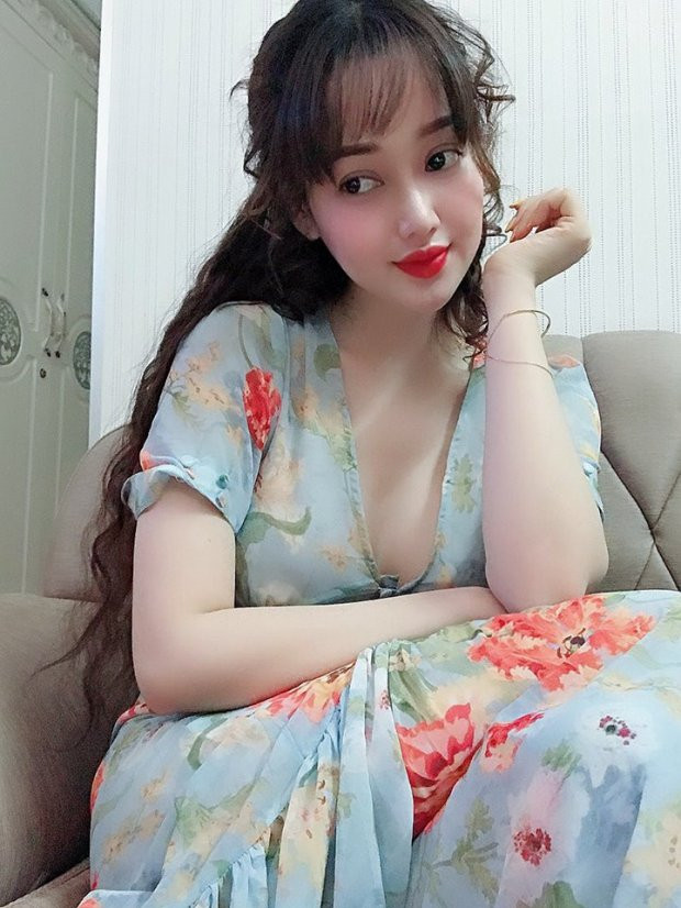 Các hoạt động bình thường của Ngọc Trân cũng bị hạn chế, để tránh gây tổn thương vết mổ, cô bạn không được vận động quá mạnh trong suốt 2 tháng, khi nâng mũi thời gian đầu hoàn toàn không được nằm nghiêng, nâng mũi thì không được cử động hai tay vô cùng khó chịu.