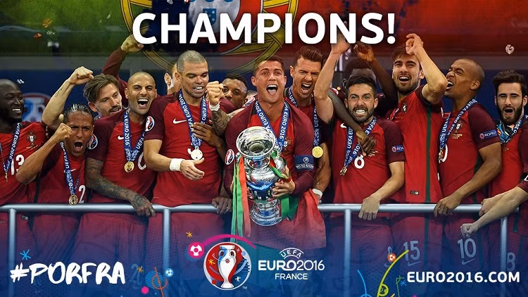 Điều đáng chú ý đó là ở trận chung kết, Bồ Đào Nha phải thiệt thòi từ rất sớm khi ngôi sao sáng nhất đội hình của họ là Cris Ronaldo gặp chấn thương và rời sân sớm. Thế nhưng, phút 109, sau vài pha bóng nguy hiểm, tỷ số là 1-0 theo cách đầy bất ngờ cho ĐT Bồ Đào Nha. Đây cũng là bàn thắng đưa người Bồ lên đỉnh của châu Âu.