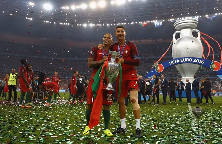 Đây là chiến tích khá kỳ lạ của Bồ Đào Nha khi trong lịch sử chưa từng có nhà vô địch Euro nào hòa trong 90 phút thi đấu chính thức tới 6 trận mà vẫn lên ngôi vô địch.