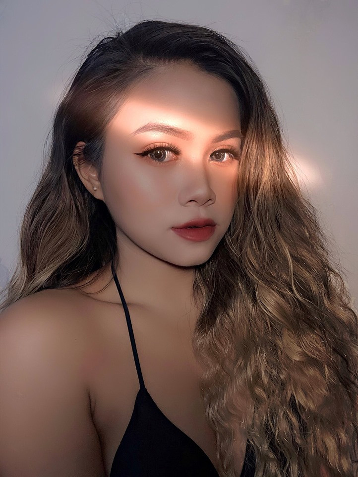 Nói về những ngày đen tối của mình, Kiều Duyên cho biết rằng: "Ngày ấy mình bị bạn bè châm biếm, tẩy chay vì vừa xấu vừa nghèo. Thân hình gầy gò và làn da đen khiến mình đi đâu cũng bị chê bai, đả kích. Bị bạn bè xa lánh vì xấu xí đã là chuyện kinh khủng, bị cô lập vì nhà nghèo còn khiến mình khủng hoảng hơn...