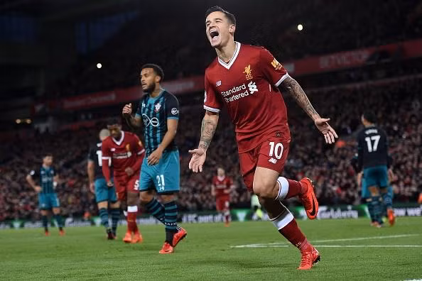 Mời gọi Coutinho, sao PSG khiến Barca lo lắng: Theo tin chuyển nhượng bóng đá trên trang Telefoot, trung vệ Thiago Silva đã thừa nhận việc "mời chào" Coutinho gia nhập PSG trong tương lai không xa. Chính điều này khiến không chỉ các fan mà còn BLĐ Barca lo lắng bởi họ đang rất trông chờ vào cầu thủ này sẽ tới với sân Nou Camp. Ảnh: Telefoot