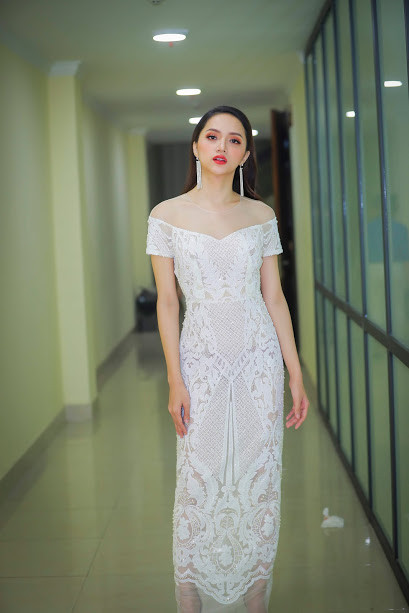 Hình ảnh Hương Giang trong sự kiện.