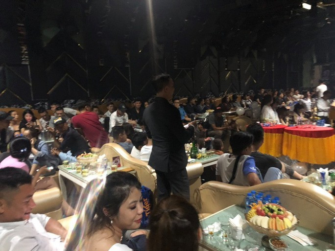 Dot kich vu truong Dai Duong, dan choi nhay nhot... te le phe ma tuy