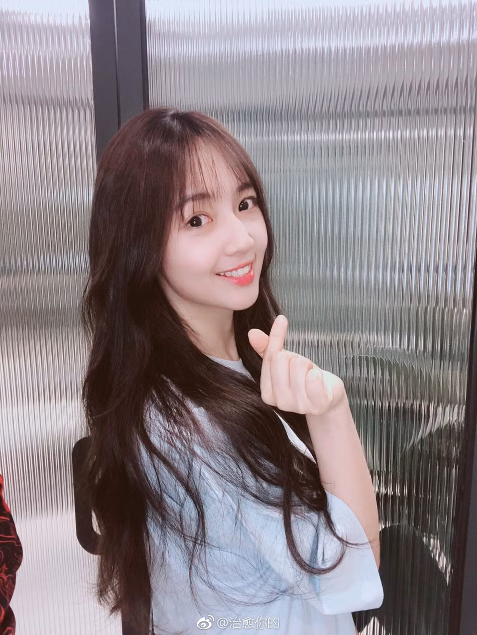 Sau nửa thế kỷ thành lập, Học viện Điện ảnh Bắc Kinh đã đào tạo rất nhiều tên tuổi lớn của làng nghệ thuật và giải trí Trung Quốc. Trong đó có bộ ba đạo diễn nổi tiếng nhất của thế hệ đạo diễn thứ năm của điện ảnh Trung Quốc là Điền Tráng Tráng , Trần Khải Ca, Trương Nghệ Mưu hay Vương Tiểu Soái.