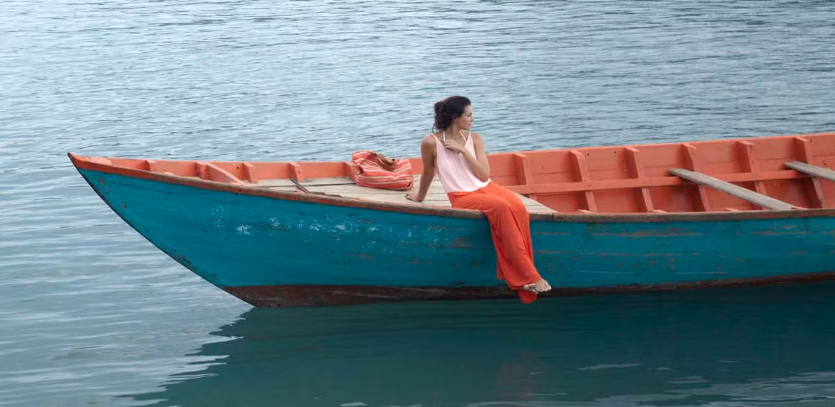 Chính sự bình yên đã làm nên chất riêng cho ốc đảo tình yêu của nước láng giềng Việt Nam.