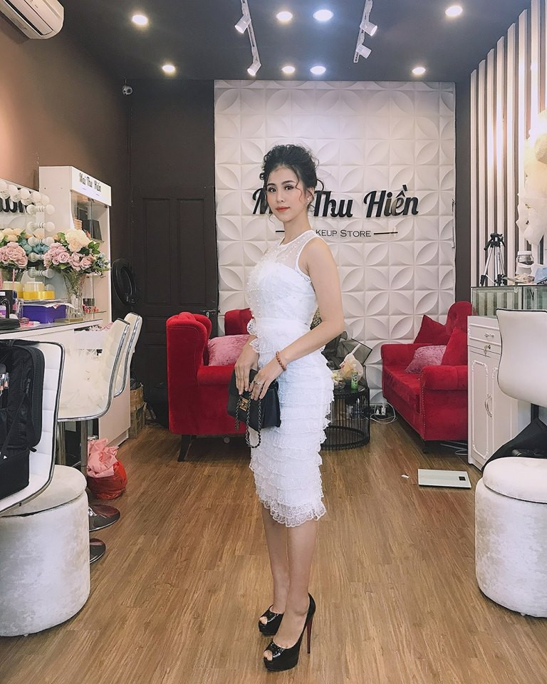 Nhan sắc đời thường của T.H khá dễ nhìn và nếu tiếp tục con đường nghệ thuật như đang có thì sẽ phát triển.