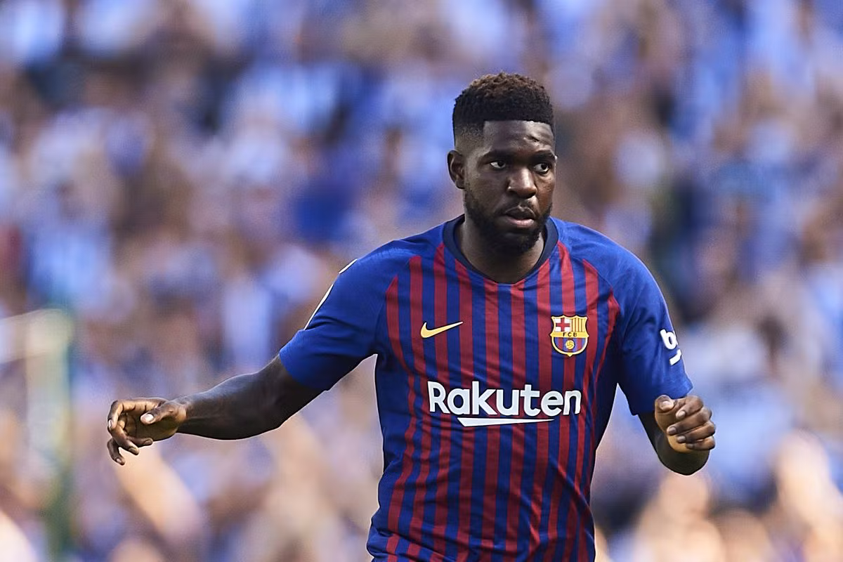 Dù đang thất sủng tại Barca, tuy nhiên Samuel Umtiti lại được rất nhiều đội bóng lớn theo đuổi trong đó có MU và Arsenal.