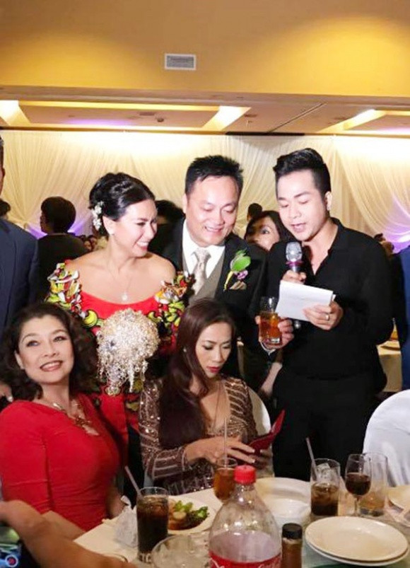 Y Phụng kết hôn lần hai vào tháng 10/2016