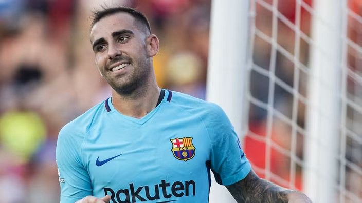 Barca bán người thừa Alcacer: Barca đã quyết định đưa Paco Alcacer vào danh sách thanh lý trong tháng Giêng 2018, sau khi cầu thủ này không nằm trong kế hoạch của HLV Valverde.