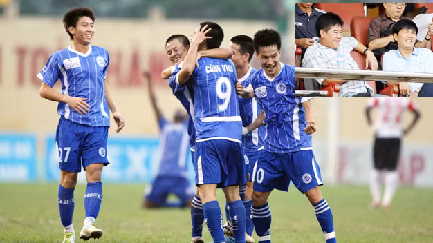 Khi CLB Hòa Phát Hà Nội còn tồn tại, Giám đốc điều hành của CLB này lúc bấy giờ là ông Vũ Hạng đã nghe thầy cúng phán là phải thắp hương và hóa vàng mã lúc trời tối trên sân của đội khách và hậu quả là ông này đã bị bảo vệ sân giữ lại và phải giải thích mãi mới được tha. Nguồn ảnh: Bongdaplus.