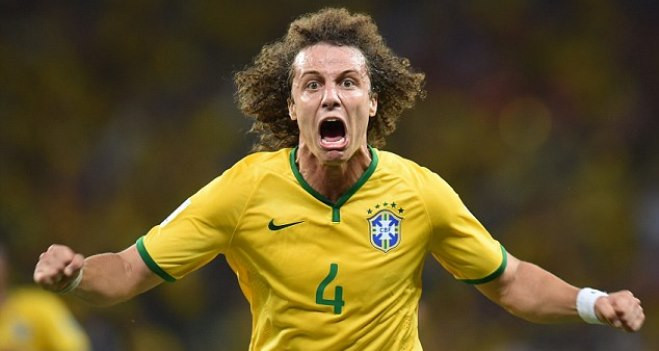 David Luiz là một trong những trung vệ nổi tiếng nhất của bóng đá xứ Samba ở thời điểm hiện tại. Khả năng phòng ngự của Luiz không phải là hoàn hảo, thế nhưng đóng góp ở mặt trận tấn công của anh rất đáng ghi nhận.