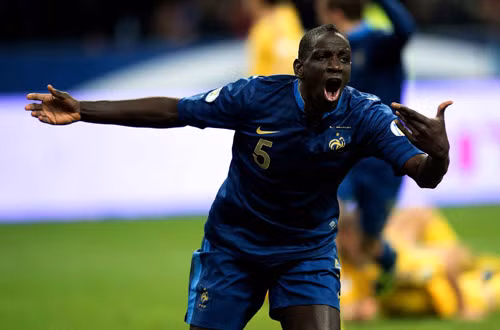 Cựu cầu thủ Liverpool có 24 lần khoác áo Les Bleus kể từ khi ra mắt đội tuyển vào năm 2010. Anh có tên trong danh sách tuyển Pháp tham dự World Cup 2014.