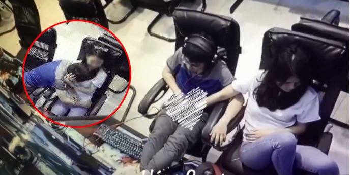 Tuy nhiên nhiều dân mạng cũng thẳng thừng chỉ trích rằng, tất cả những hành động phản cảm trên của các cặp đôi đều dẫn đến từ việc ý thức kém của những người trẻ. Yêu đương là chuyện riêng tư nhưng một khi họ đã đem ra chốn công cộng thì chuyện bị lên án là điều hiển nhiên.