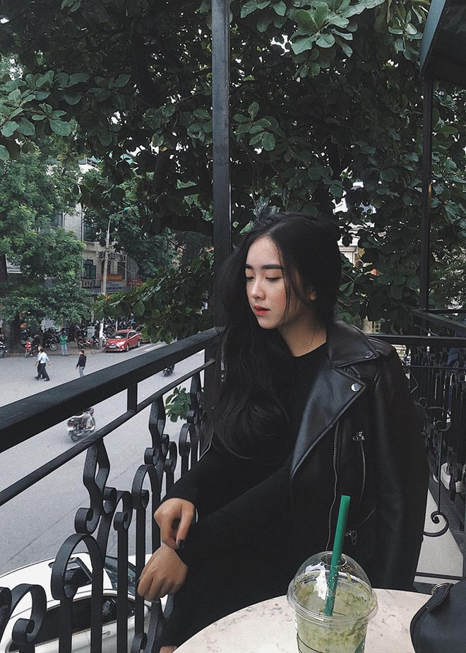 Nếu thông tin hẹn hò giữa Hà Đức Chinh và Mai Hà Trang được xác nhận, đây chắc hẳn sẽ là một cặp đôi trai tài gái sắc nhận được rất nhiều sự ủng hộ của người hâm mộ trong thời gian AFF Cup diễn ra.