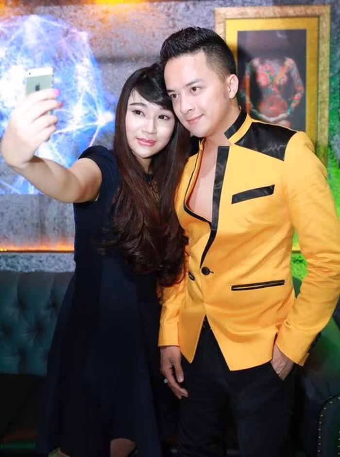 Còn trên MXH, nhiều bạn bè cũng như những người từng biết đến nhan sắc của Miss Teen Đoàn Dạ Ly cũng đã gửi lời chia buồn tới gia đình của cô nàng này với niềm cảm thương sâu sắc nhất.