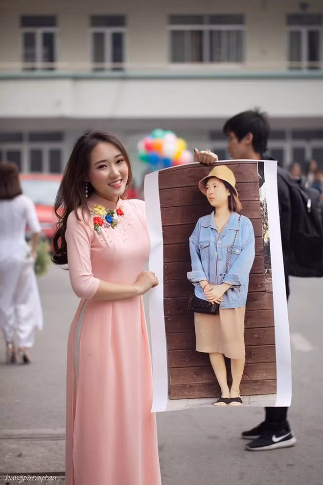 Gần đây, khi cả lớp xúng xính đi chụp kỉ yếu để chuẩn bị ra trường như Bảo Ngân vẫn không ngừng hoang mang làm sao để tốt nghiệp đúng hạn trong khi vẫn còn nợ môn thể chất là cầu lông.