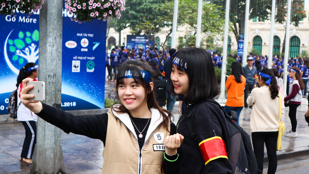 Theo BTC của chương trình Giờ Trái đất 2018 năm nay, trong gần 1 tháng hoạt động diễn ra với những chiến dịch như cam kết sử dụng điện tiết kiệm và hiệu quả tại các doanh nghiệp, hộ gia đình, giao lưu với các khối trường học.