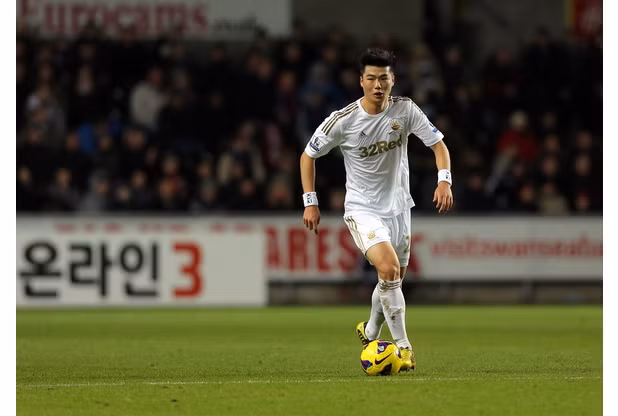 Lich thi dau bong da hom nay, rang sang mai 12/5-Hinh-2