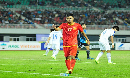 ĐTVN đón tin buồn trước hai trận đấu quan trọng DTVN don tin buon truoc hai tran dau quan trong